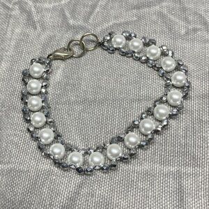 Gorgeous Pearl and Silver Beaded Bracelet